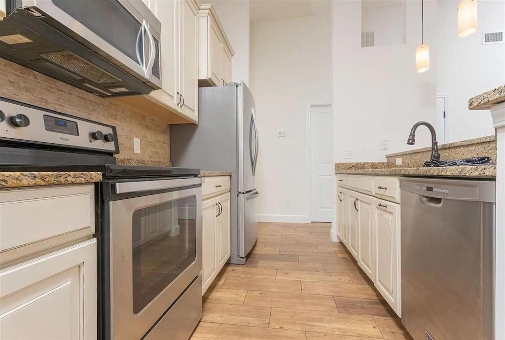 Modern, Upscale, And New Blue Bungalow In The Heart Of Downtown St Augustine St. Augustine Esterno foto