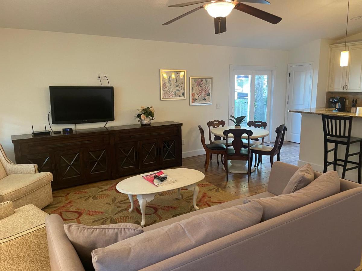 Modern, Upscale, And New Blue Bungalow In The Heart Of Downtown St Augustine St. Augustine Esterno foto